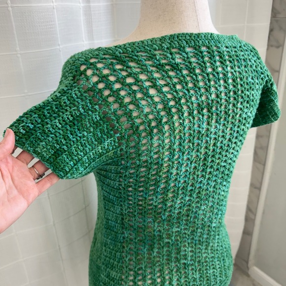 Hand Knit Green Short Sleeve Shirt Size Medium - Picture 4 of 6